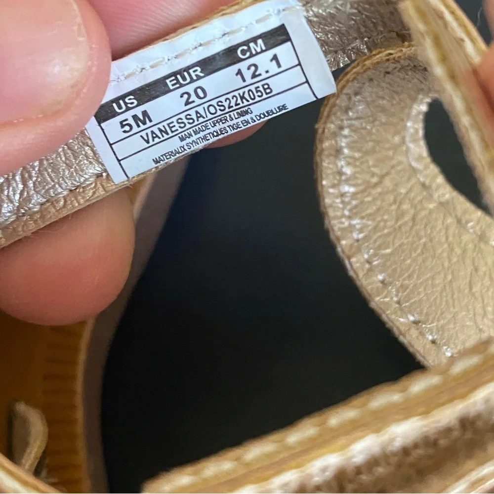 NWT OshKosh Toddler Girls Sandals size 5